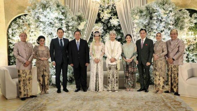 Momen Manis Resepsi Pernikahan Rasyad Pandega dan Shanna Benjamin: Dihadiri Langsung oleh Agus Yudhoyono