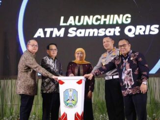 Gubernur Khofifah membuka pintu inovasi dengan ATM QRIS terbaru