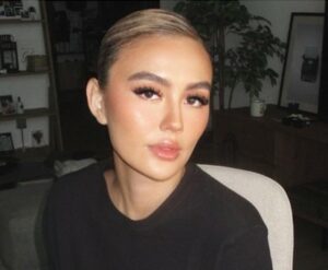 agnez-mo-dilarang-bawakan-lagu-ini-alasan-kontroversialnya