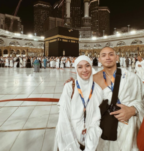 BCL Sambut Tahun Baru dengan Ibadah Umrah