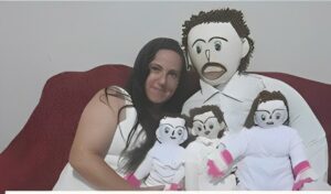 Meirivone Menikahi Boneka Marcelo!