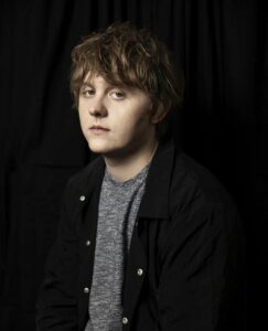 makna lagu mercy lewis capaldi