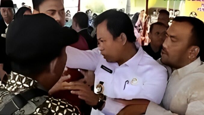 Wakil Bupati Rohil Meradang, Terlibat Pertikaian dengan Bupati!